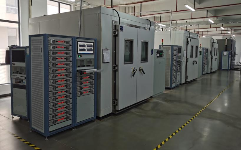 IEC61215/UL1703 PV modules climatic aging test/DH CL HF test chamber