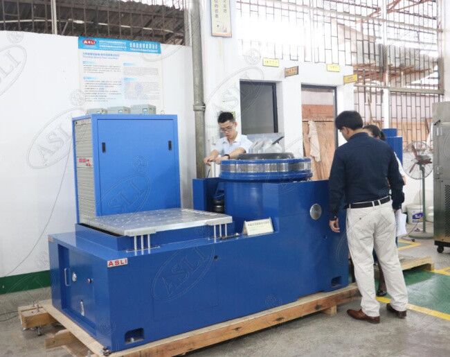 Automobile Battery EN50604 IEC62133 UN38.3 Vibration Test Bench for Lab testing