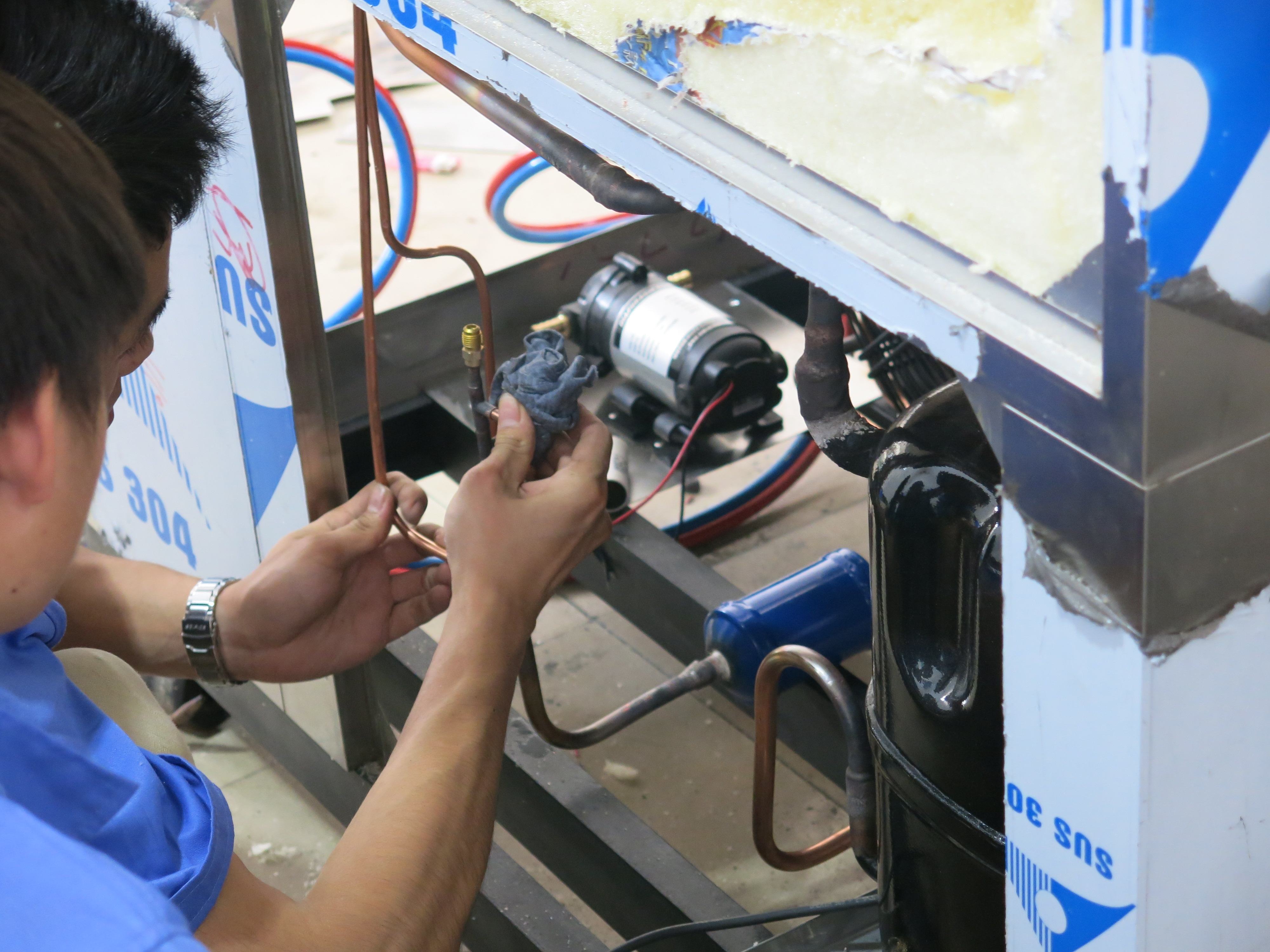 How to Maintain a Humidity Test Chamber in Tropical Climates