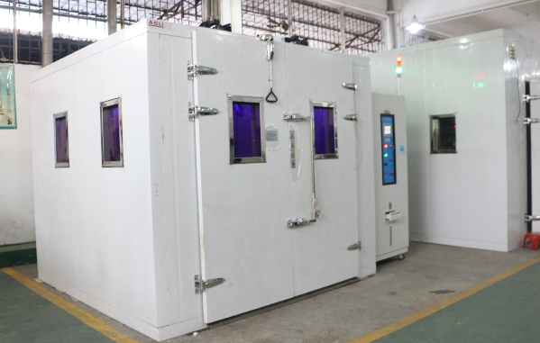 IEC 61215 MQT 10 UV Preconditioning Chamber,PV modules aging tester
